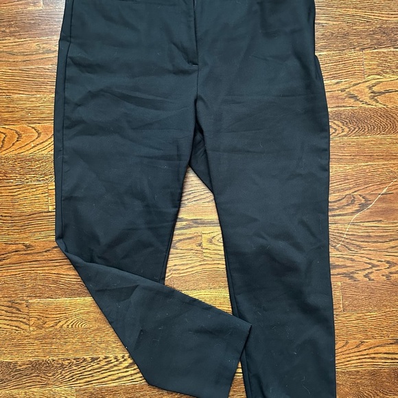 LOFT Black Ankle Cropped Pants Classic Style - Picture 1 of 5